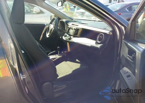 2013 Toyota Rav4 Xle z USA, uszkodzony, nr VIN JTMRFREV1DD001591